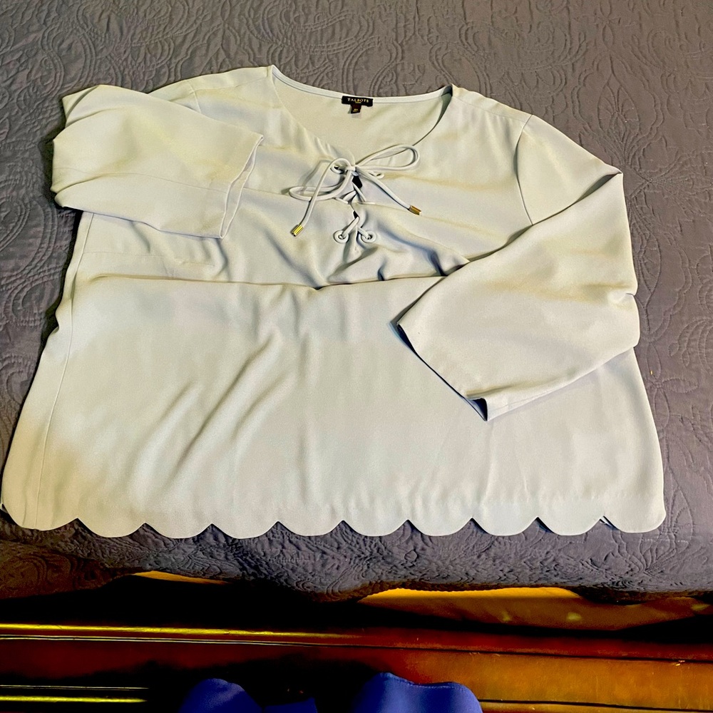 Baby blue scalloped edge blouse 100% polyester lightweight feel three qtr sleeve
